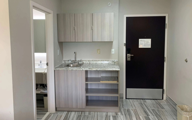 photo 5 of Microtel Inn by Wyndham Charlotte Airport