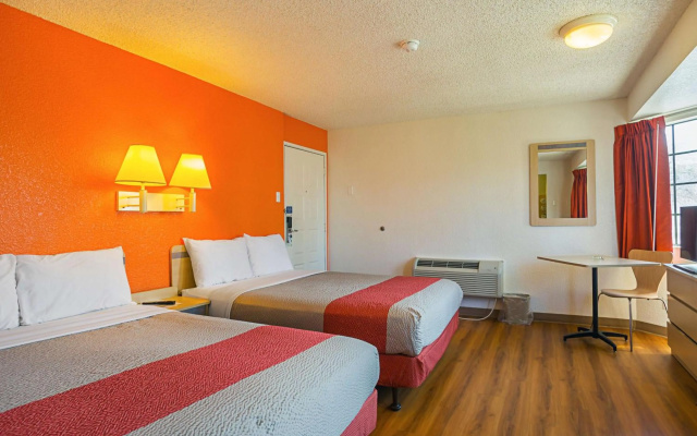 photo 3 of Microtel Inn by Wyndham Raleigh Durham Airport