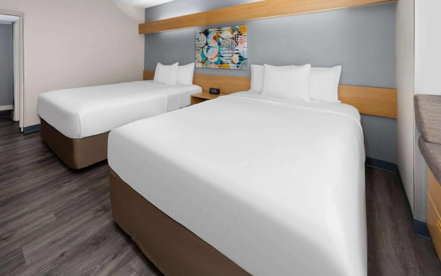 photo 5 of Microtel Inn by Wyndham Raleigh Durham Airport