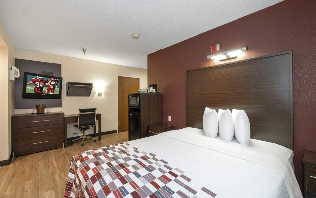 photo 5 of Red Roof Inn Springfield, MO
