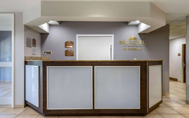 photo 2 of Microtel Inn & Suites By Wyndham Sylva Dillsboro Area