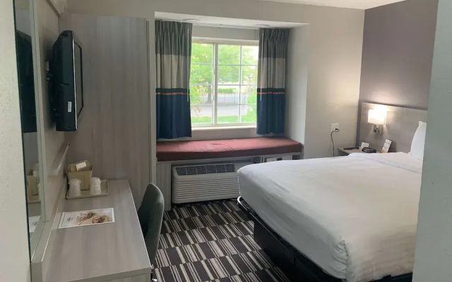 photo 5 of Microtel Inn & Suites by Wyndham Charlotte Airport