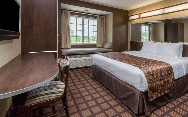 photo 3 of Microtel Inn & Suites by Wyndham Jacksonville Airport