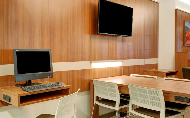 photo 3 of Microtel Inn & Suites By Wyndham Philadelphia Airport Ridley