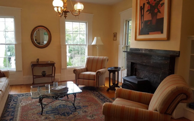 photo 2 of Middle Street Inn