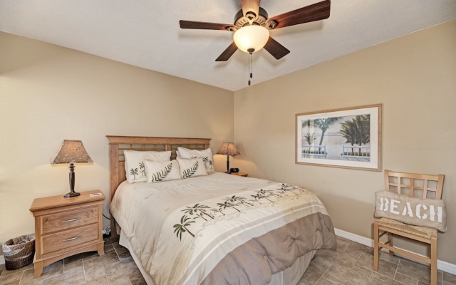 photo 4 of Midnight Cove Ii 134f - Bayside Views! 2 Bedroom Condo