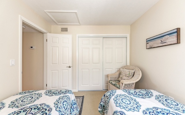 photo 3 of Midnight Cove Ii 531f - Bayside Beauty! 2 Bedroom Condo