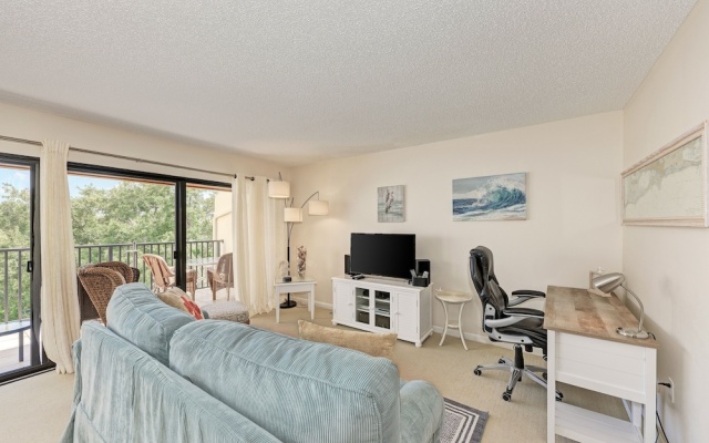 photo 4 of Midnight Cove Ii 531f - Bayside Beauty! 2 Bedroom Condo