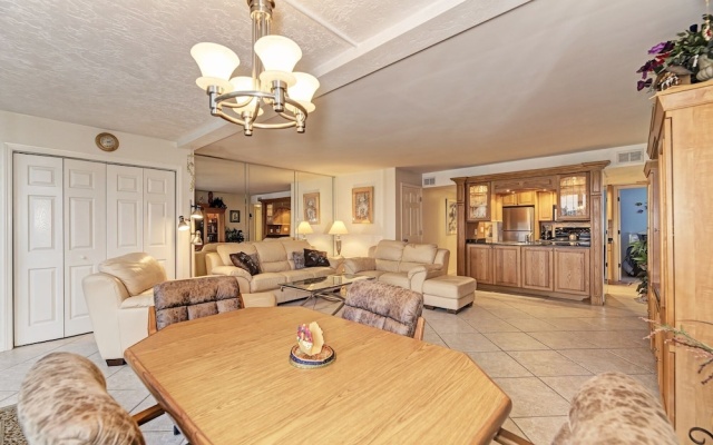 photo 2 of Midnight Cove Ii 810f - Roomy Bayside By Lagoon 2 Bedroom Condo