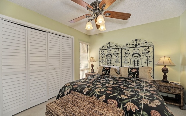 photo 3 of Midnight Cove Ii 832f - Marina View! 2 Bedroom Condo
