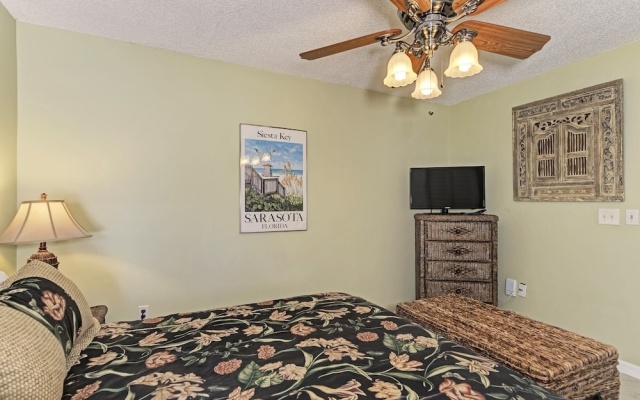 photo 5 of Midnight Cove Ii 832f - Marina View! 2 Bedroom Condo