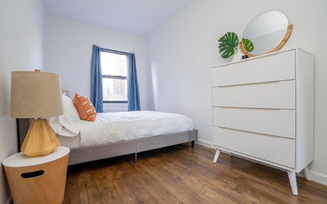 photo 2 of Midtown South Apartment Rentals