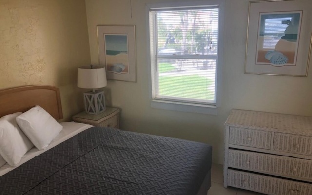 photo 3 of Misty Isles Redington Beachfront Suite 4