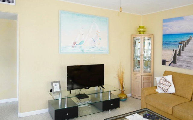 photo 4 of Misty Isles Redington Beachfront Suites 5 and 6