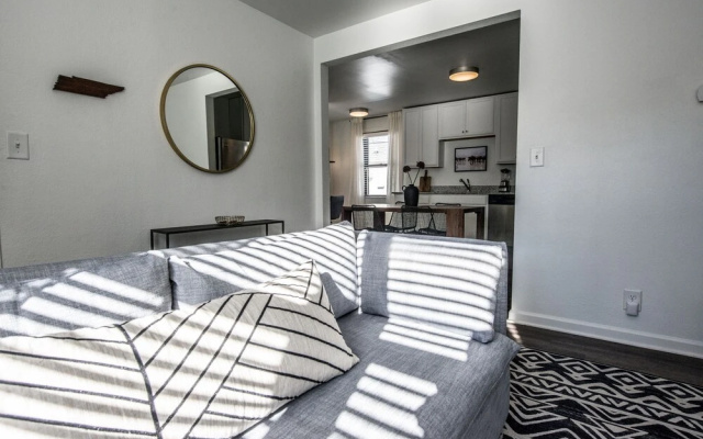 photo 4 of Modern 1BD Near Music Row and Downtown