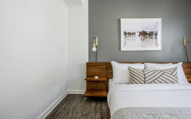 photo 5 of Modern 1BD Near Music Row and Downtown