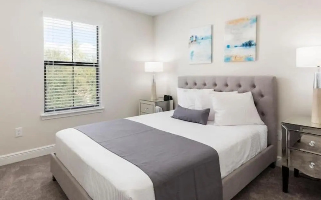photo 3 of Modern 3 Bed Town Home At Balmoral Resort-3sltth1 3 Bedroom Condo by RedAwning