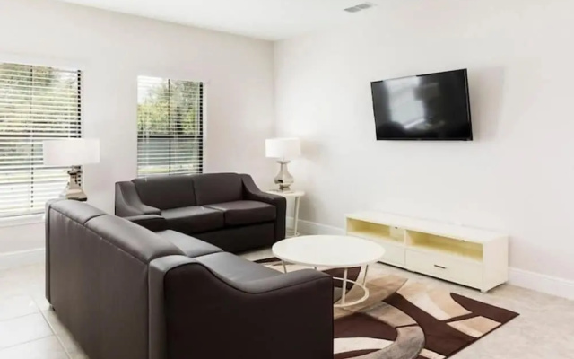 photo 5 of Modern 3 Bed Town Home At Balmoral Resort-3sltth1 3 Bedroom Condo by RedAwning