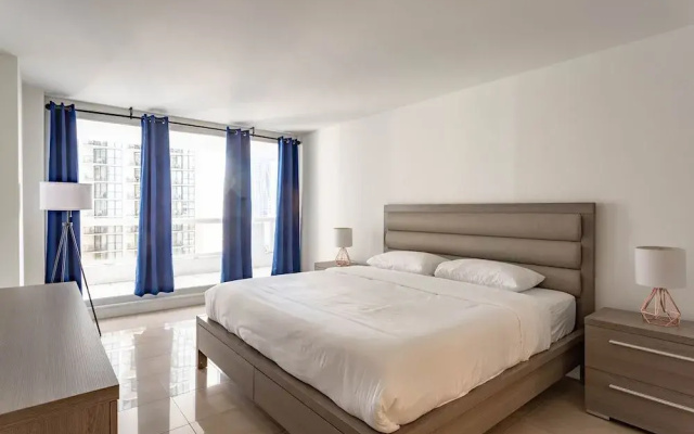 photo 4 of Modern and Bright Penthouse With Ocean View