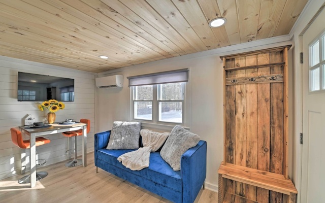 photo 3 of Modern Apartment: Near Hiking & Race Course