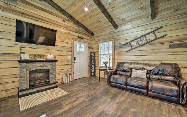 photo 3 of Modern Cabin w/ Fire Pit < 3 Mi to Trails!