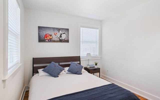 photo 2 of Modern Colonial 3BR 2BA House 5m to DC & DCA