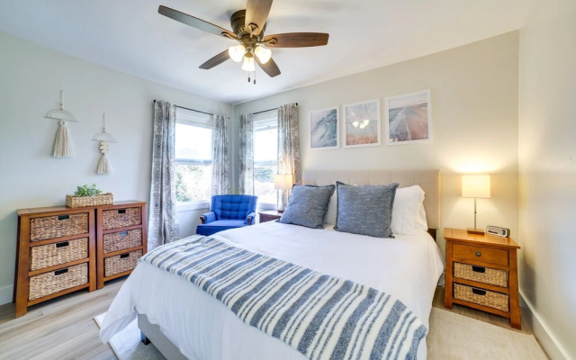 photo 2 of Pet-friendly Monterey Home 2 Mi to Beach