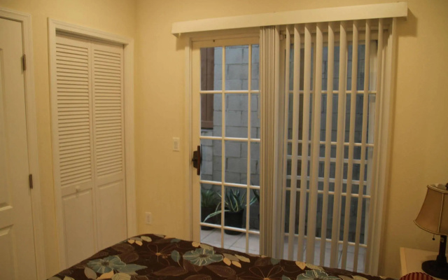 photo 5 of Modern Home in Burbank
