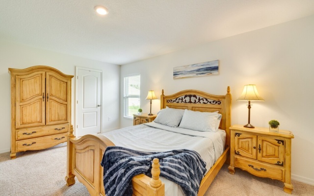 photo 2 of Modern Poinciana Retreat: 27 Mi to Disney World!
