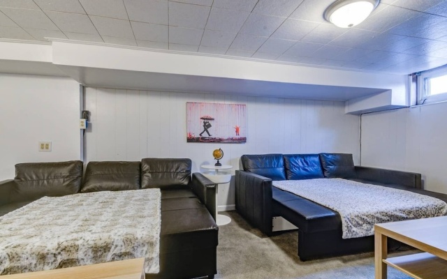 photo 3 of Modern Townhouse w/ Pool Table by Cozysuites