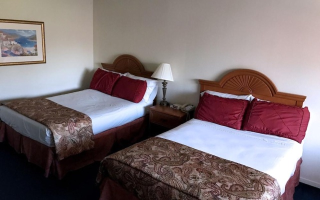 photo 3 of Monarch Resort