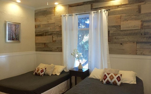 photo 4 of Monroe Inn