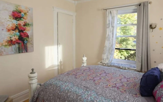 photo 4 of Montclair Apartment