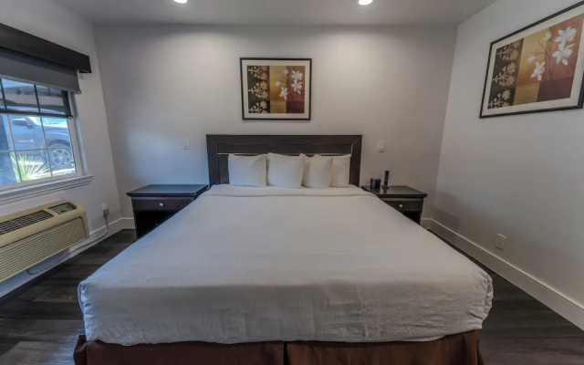 photo 5 of Monterey Surf Inn