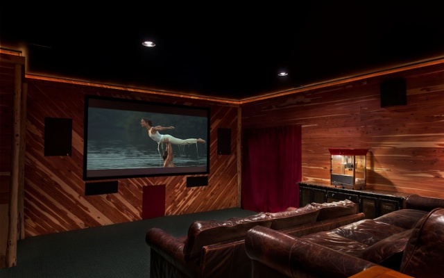 photo 2 of A Touch of Luxury Cabin