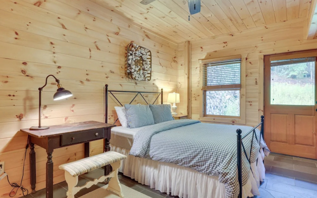 photo 3 of Morganton Cabin < 1/2 Mi to Blue Ridge Lake!