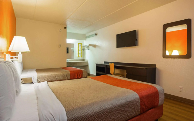 photo 4 of Motel 6 Tucker, GA - Atlanta Northeast