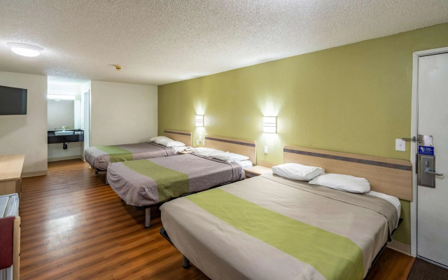 photo 4 of Motel 6 Clarkston, WA