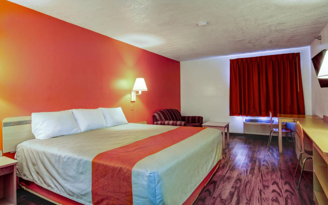 photo 3 of Motel 6 Columbia - East