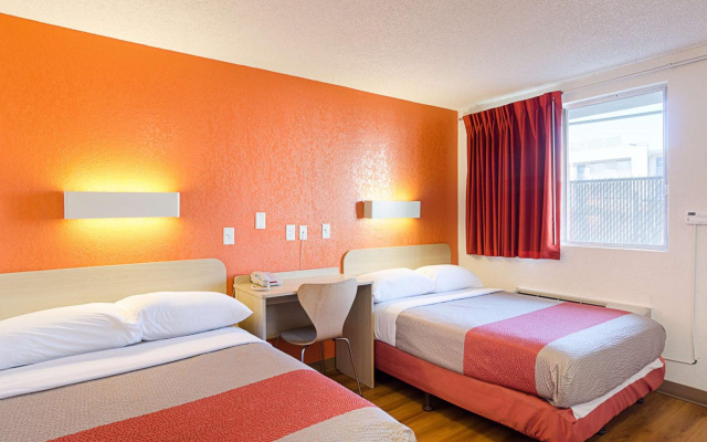 photo 5 of Motel 6 Denver, CO – Downtown