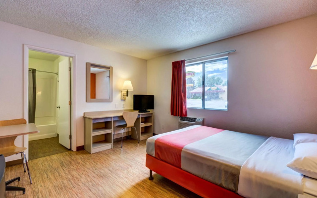photo 5 of Motel 6 Wheat Ridge, CO - West - Denver North