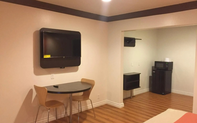 photo 4 of Motel 6 Gardena