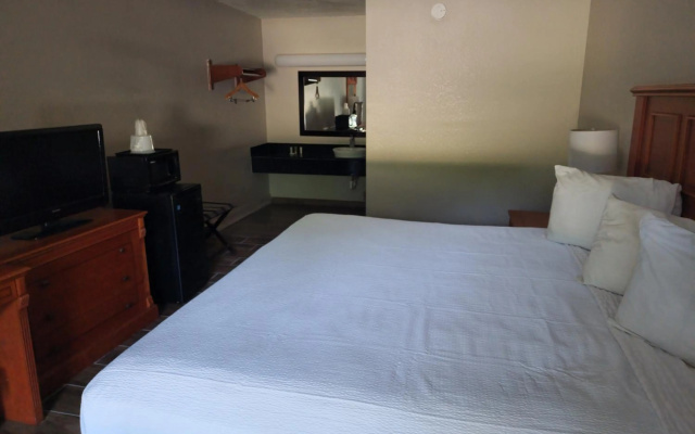 photo 4 of Days Inn by Wyndham Hardeeville Near Hilton Head