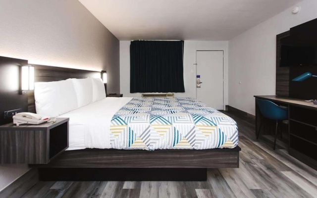 photo 4 of Motel 6 Houston, TX - Medical Center/NRG Stadium
