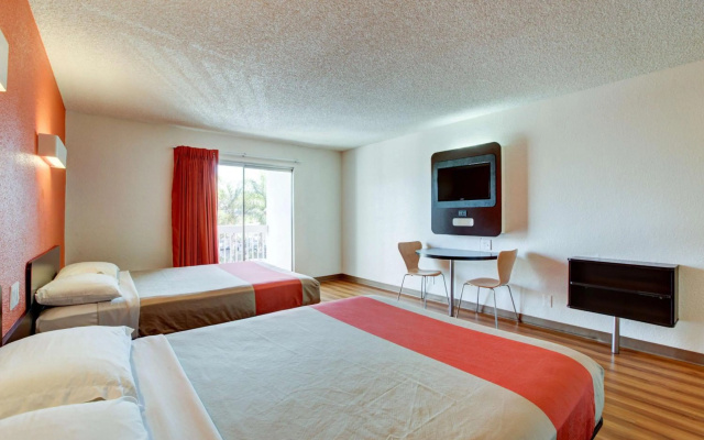 photo 5 of Motel 6 Irvine - Orange County Airport