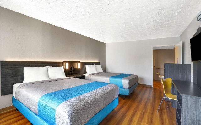photo 3 of Motel 6 Lexington I-75 Hamburg