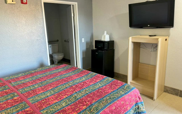 photo 5 of Xpress Inn & Extended Stays