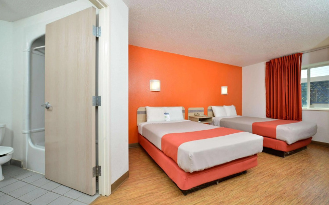 photo 4 of Motel 6 McKinney, TX - North