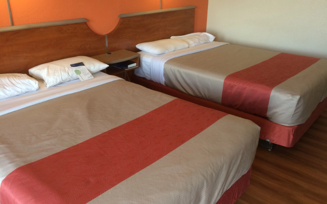 photo 4 of Motel 6 Mount Vernon, IL