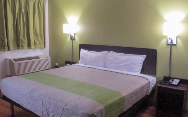 photo 5 of Motel 6-North Olmsted, OH - Cleveland